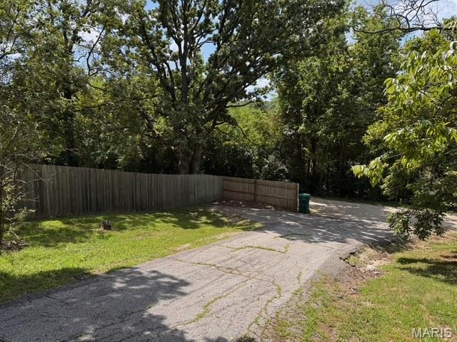 1471 Hillside Drive