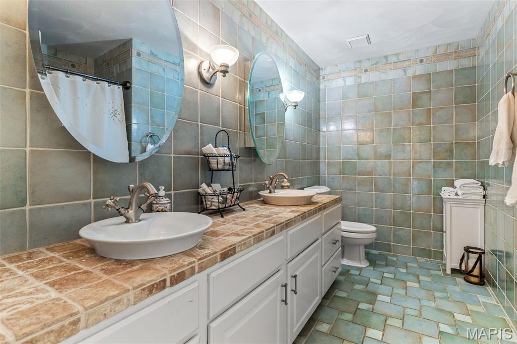3299 Equestrian Drive