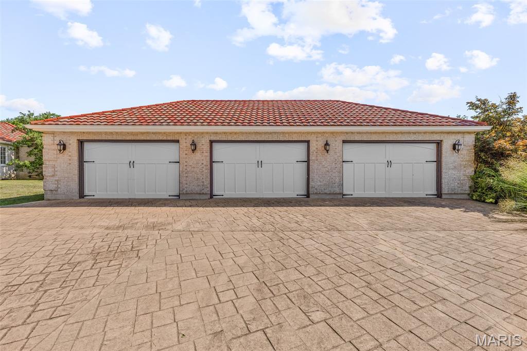 3299 Equestrian Drive