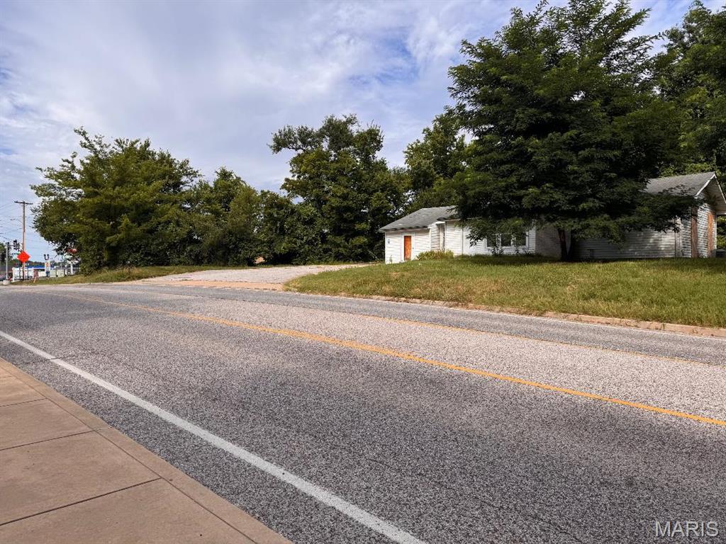 1545 & 1565 State Hwy Z