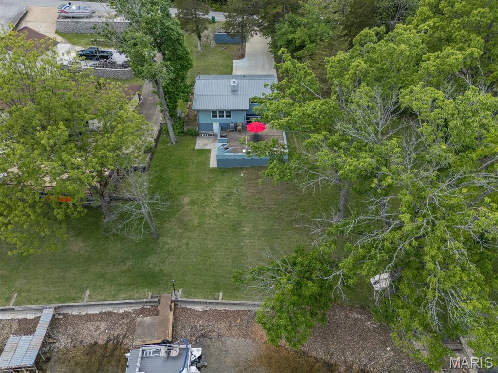 196 North Lake Drive