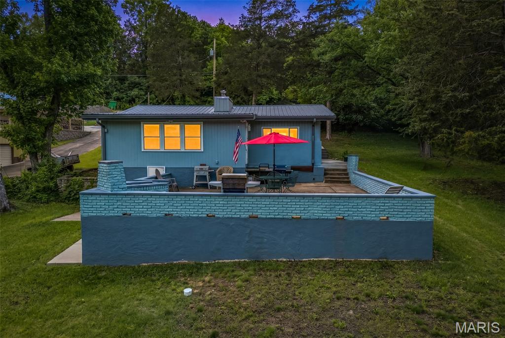 196 North Lake Drive