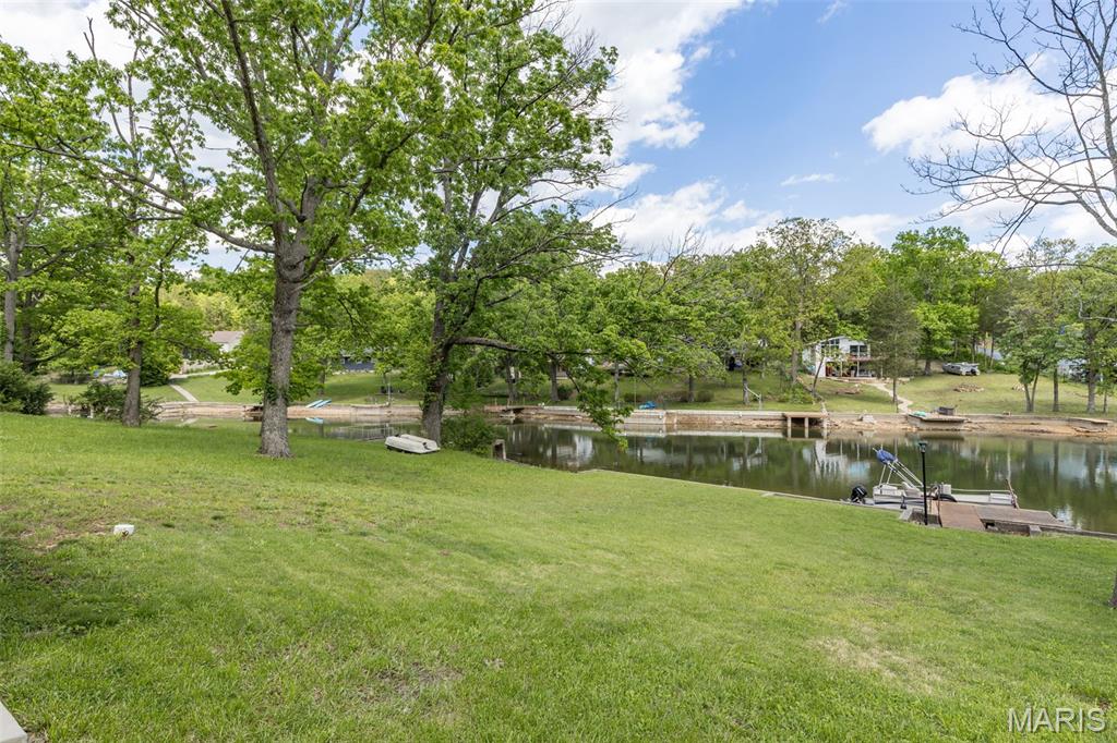 196 North Lake Drive