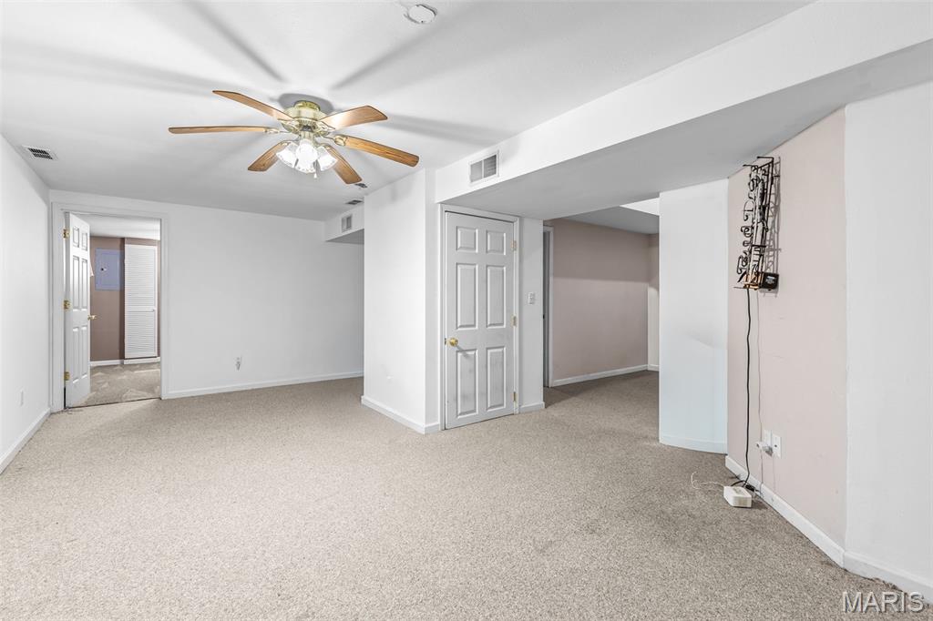 3401 Wiltshire Lane