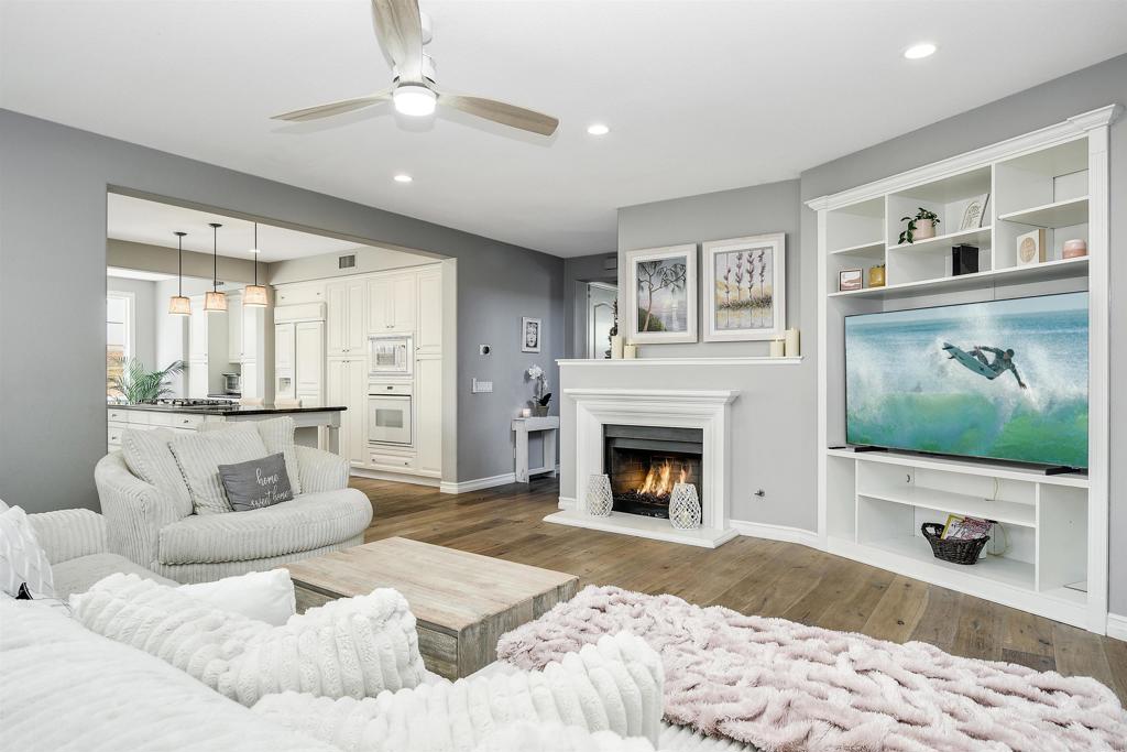 6982 Shoreline Drive