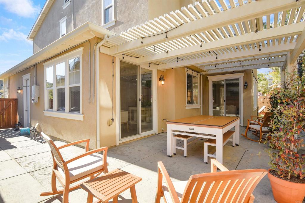 6982 Shoreline Drive