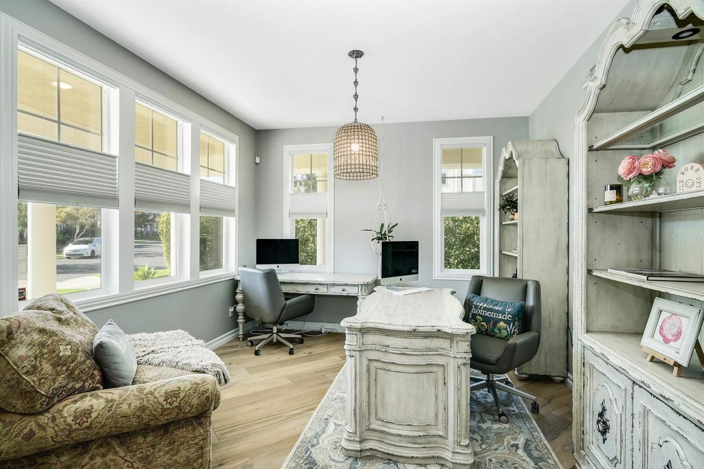 6982 Shoreline Drive