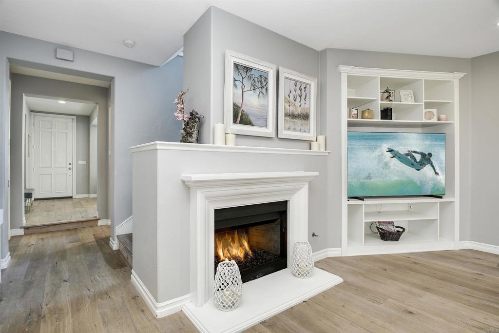 6982 Shoreline Drive