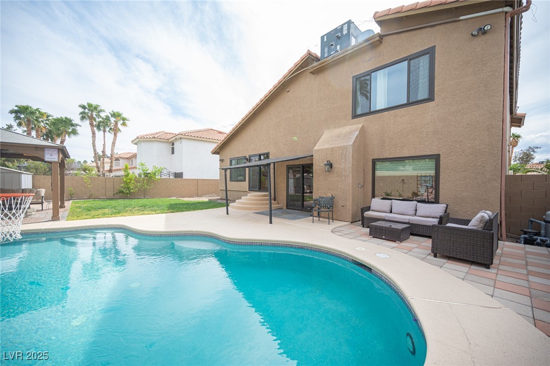 220 Hollyfern Street