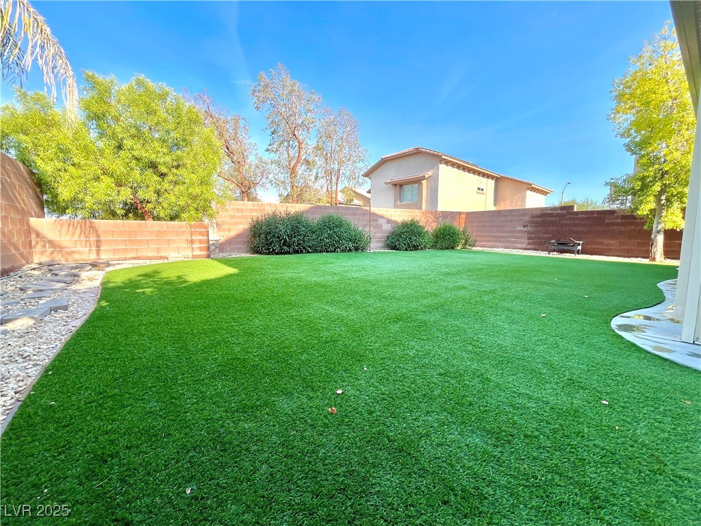 9452 Glendora Valley Street