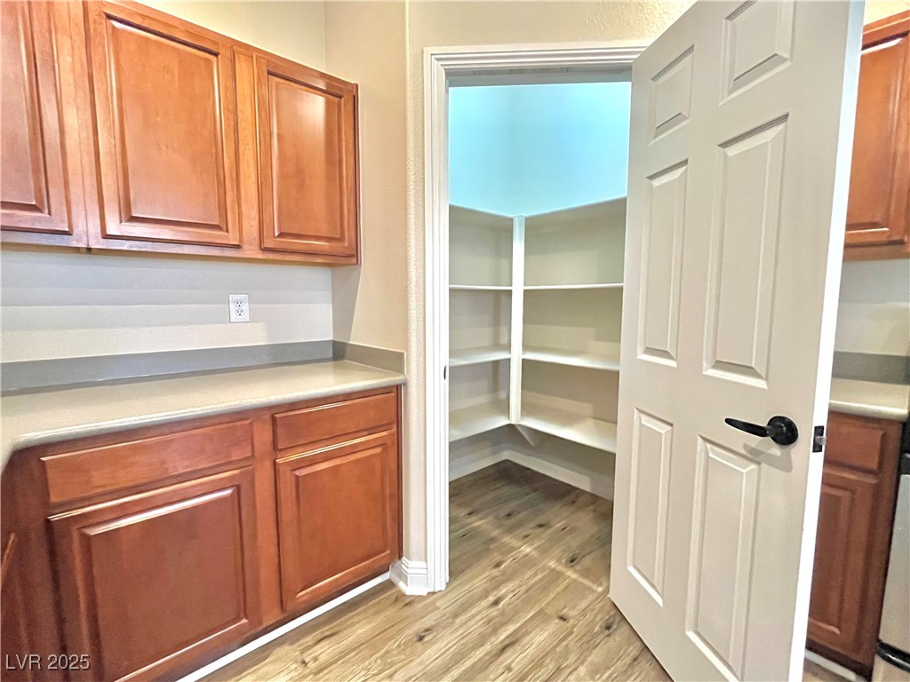 9452 Glendora Valley Street