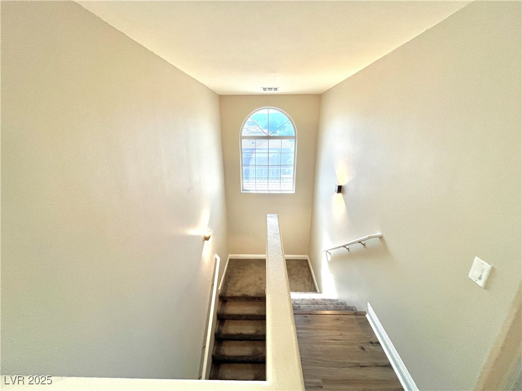 9452 Glendora Valley Street