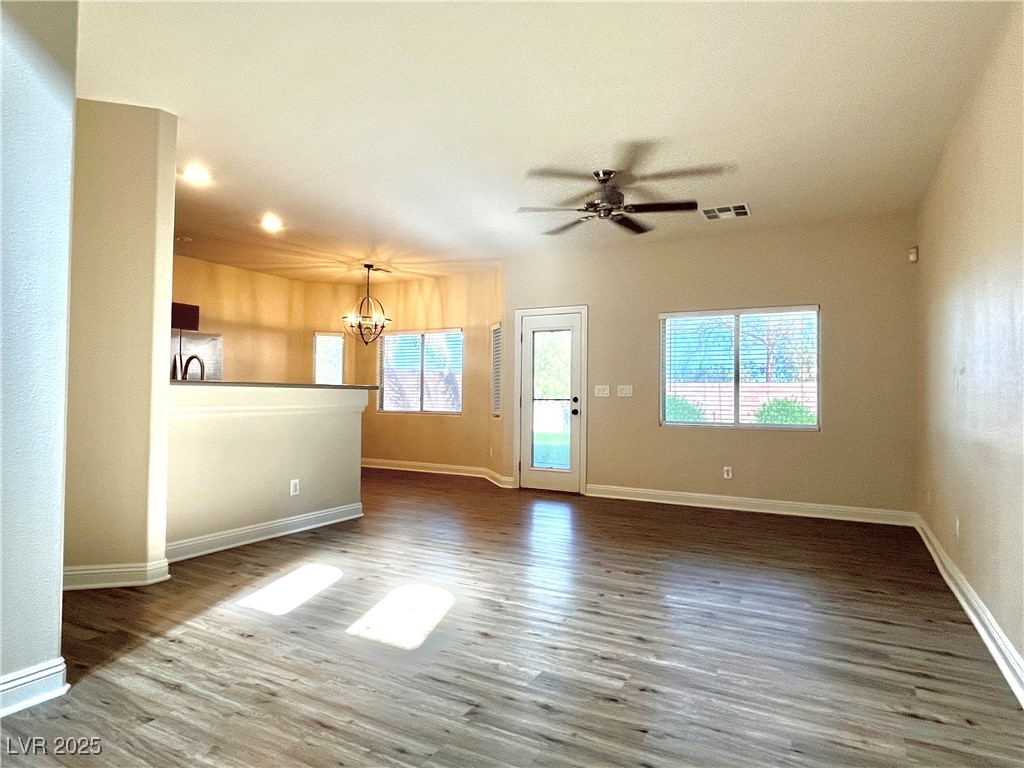 9452 Glendora Valley Street