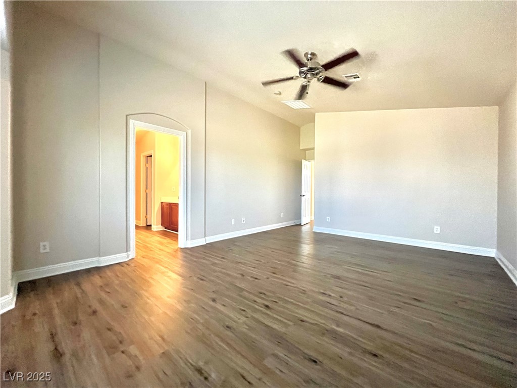 9452 Glendora Valley Street