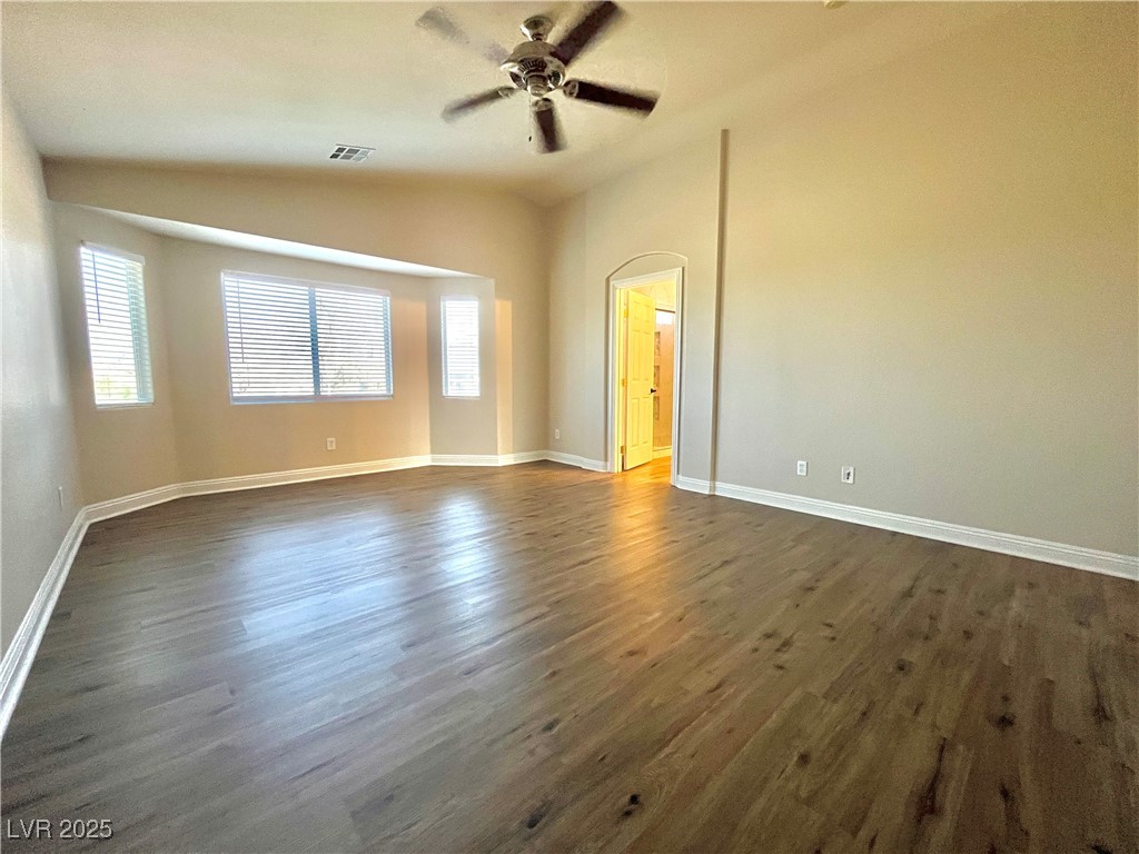 9452 Glendora Valley Street