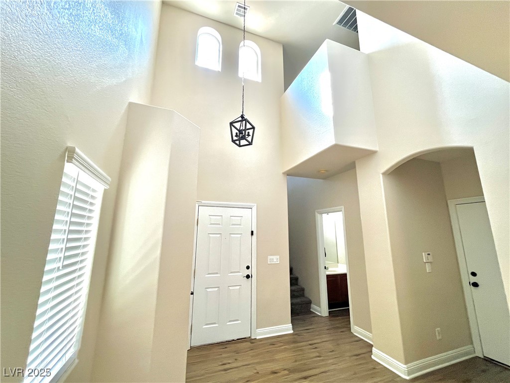 9452 Glendora Valley Street