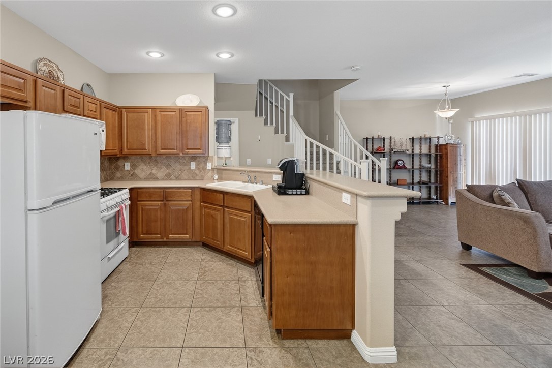 8725 Traveling Breeze Avenue 102