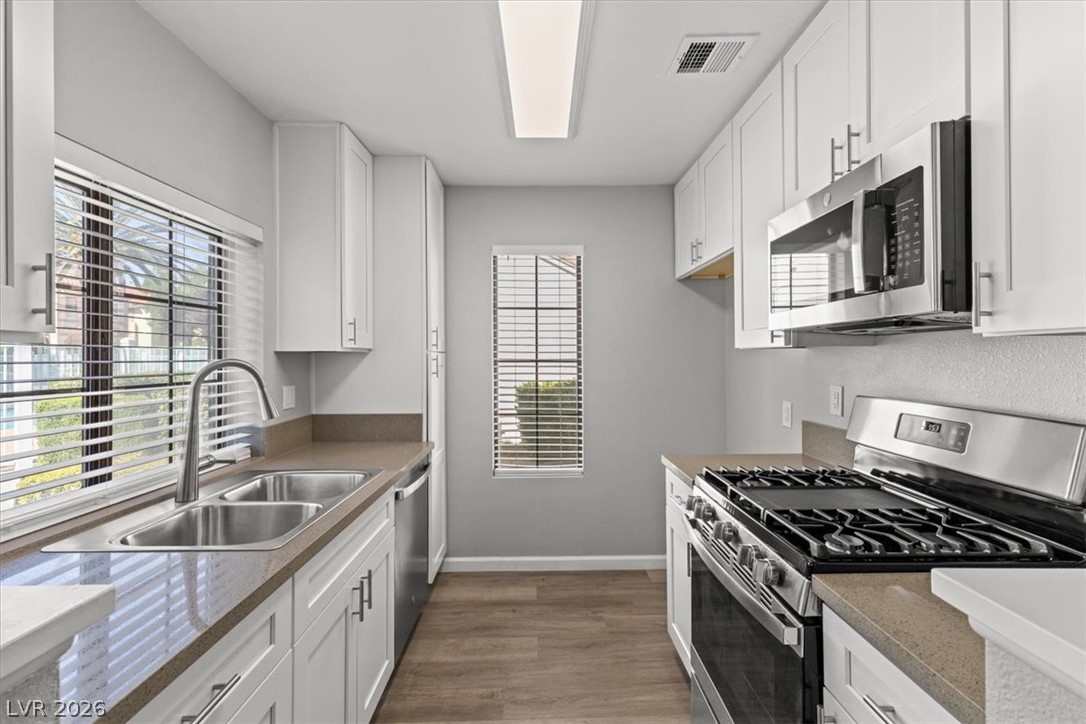 4881 South Torrey Pines Drive 102