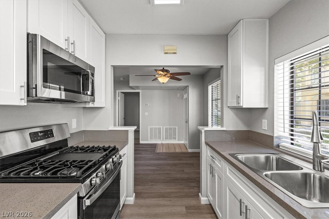 4881 South Torrey Pines Drive 102