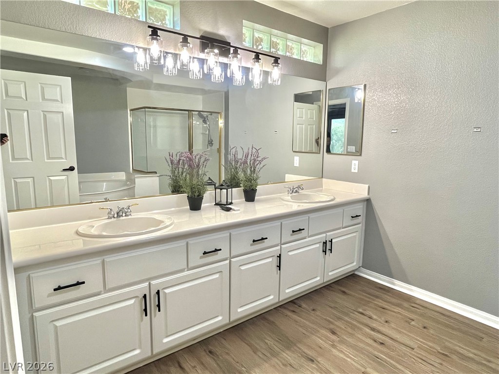 4025 Antique Sterling Court