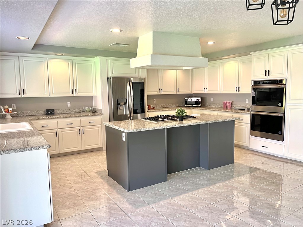 4025 Antique Sterling Court
