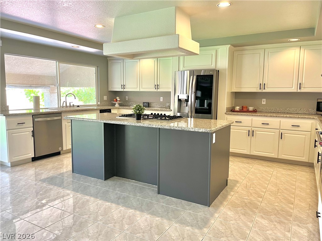 4025 Antique Sterling Court