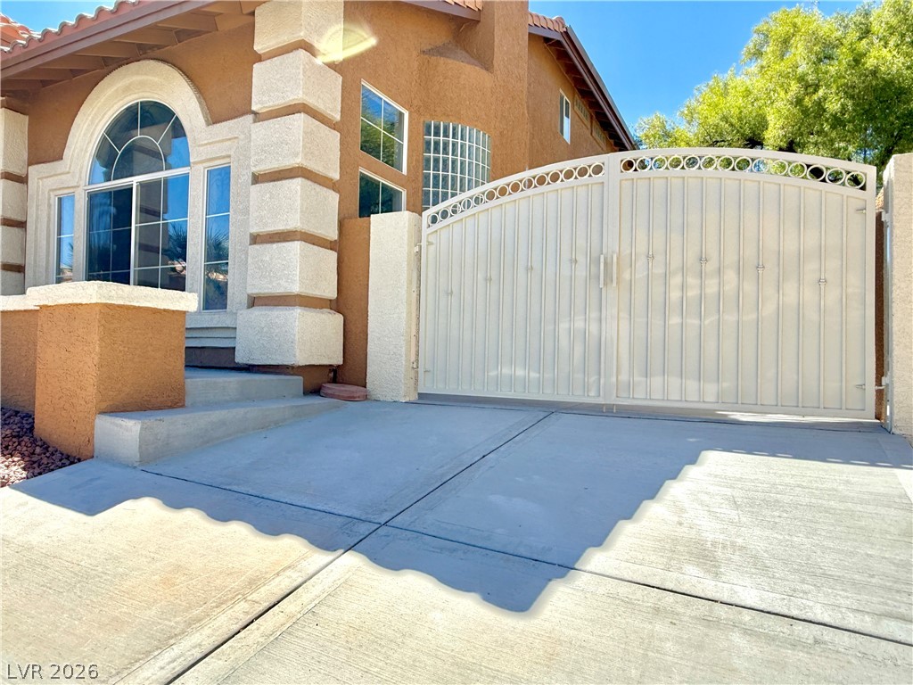 4025 Antique Sterling Court