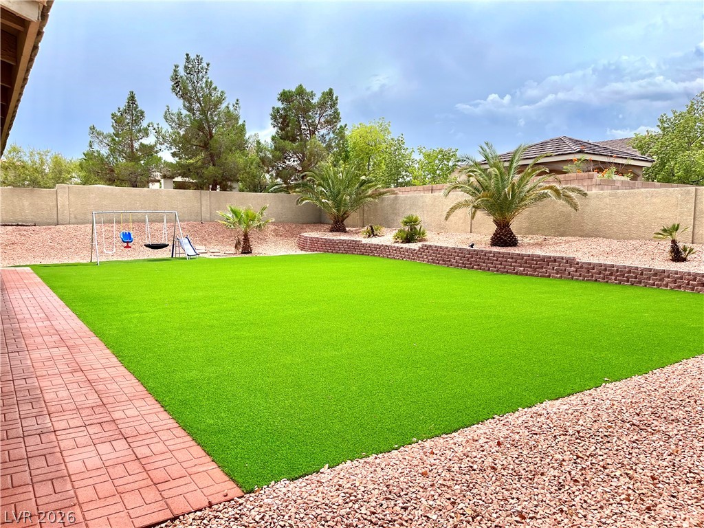 4025 Antique Sterling Court