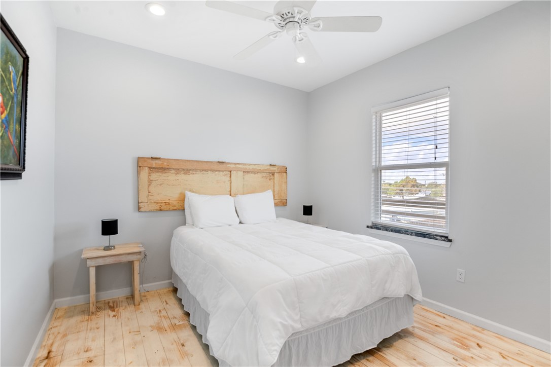 143 Laguna Village Dr