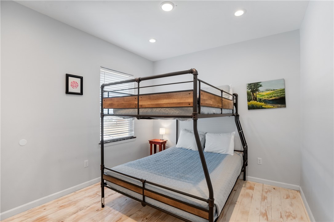 143 Laguna Village Dr