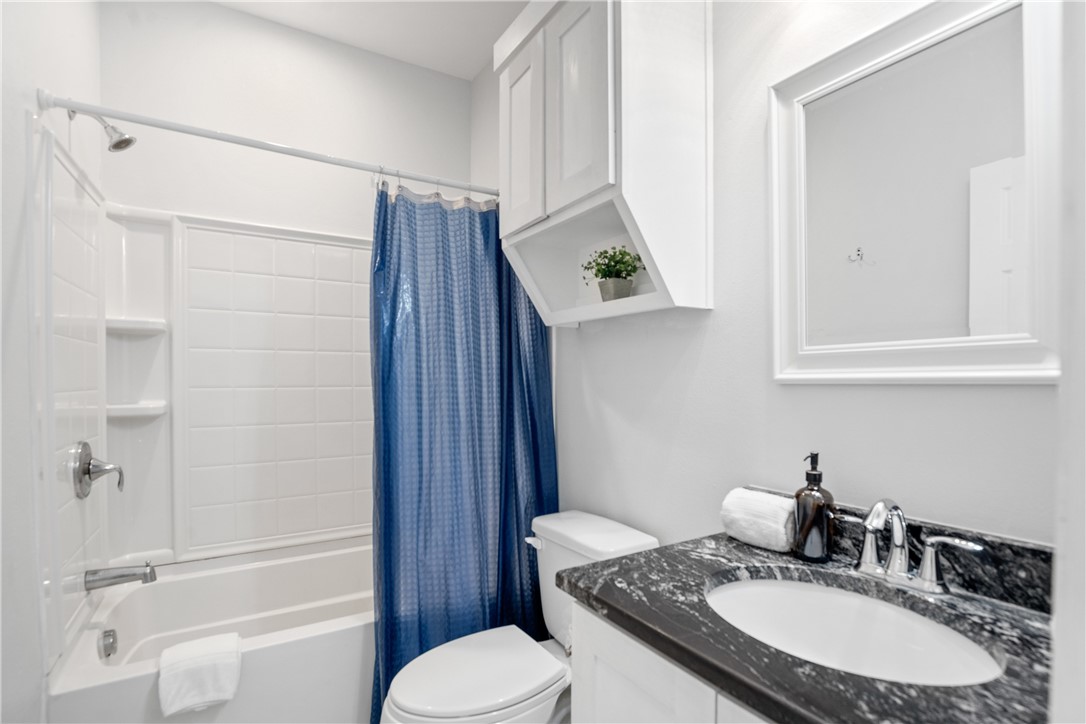 143 Laguna Village Dr