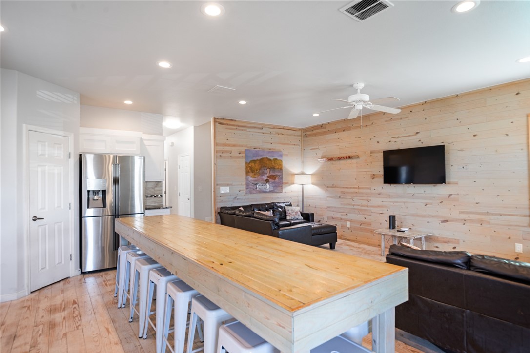 143 Laguna Village Dr