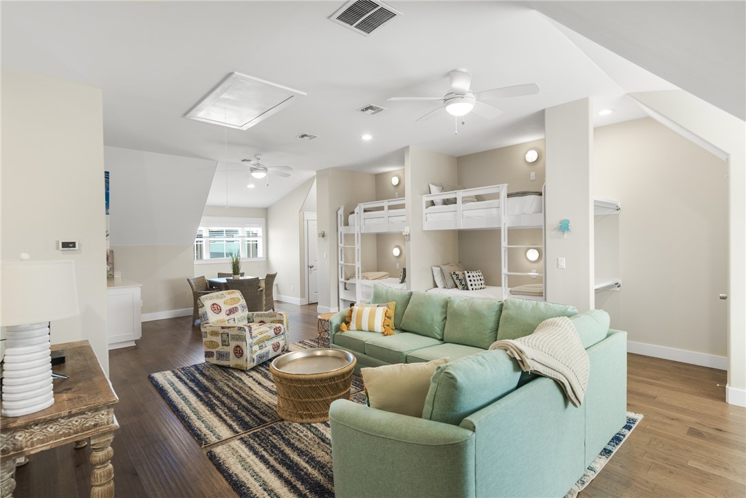 171 Sunset Ave B