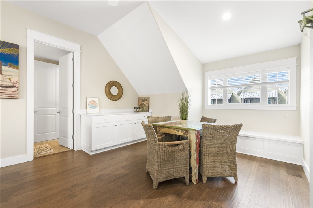 171 Sunset Ave B