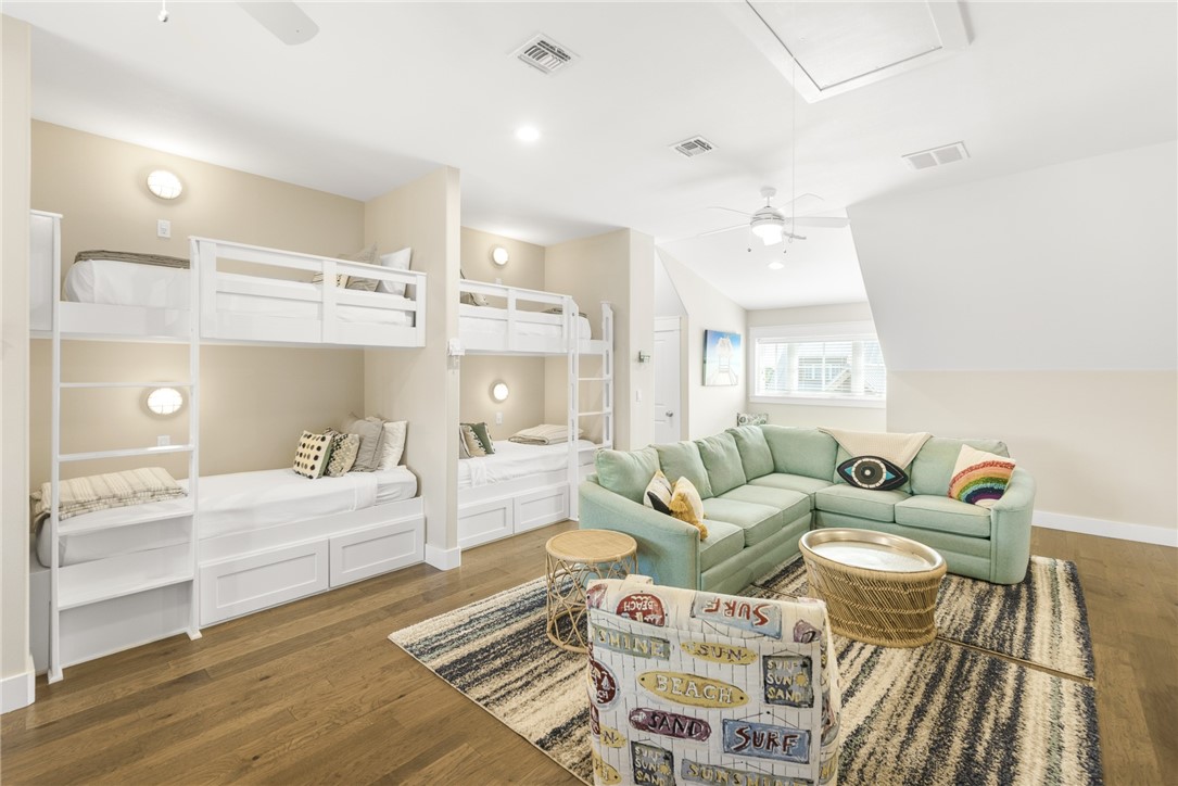 171 Sunset Ave B