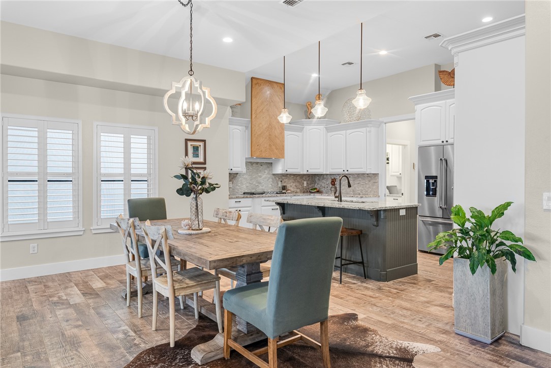 13525 Queen Johanna Ct