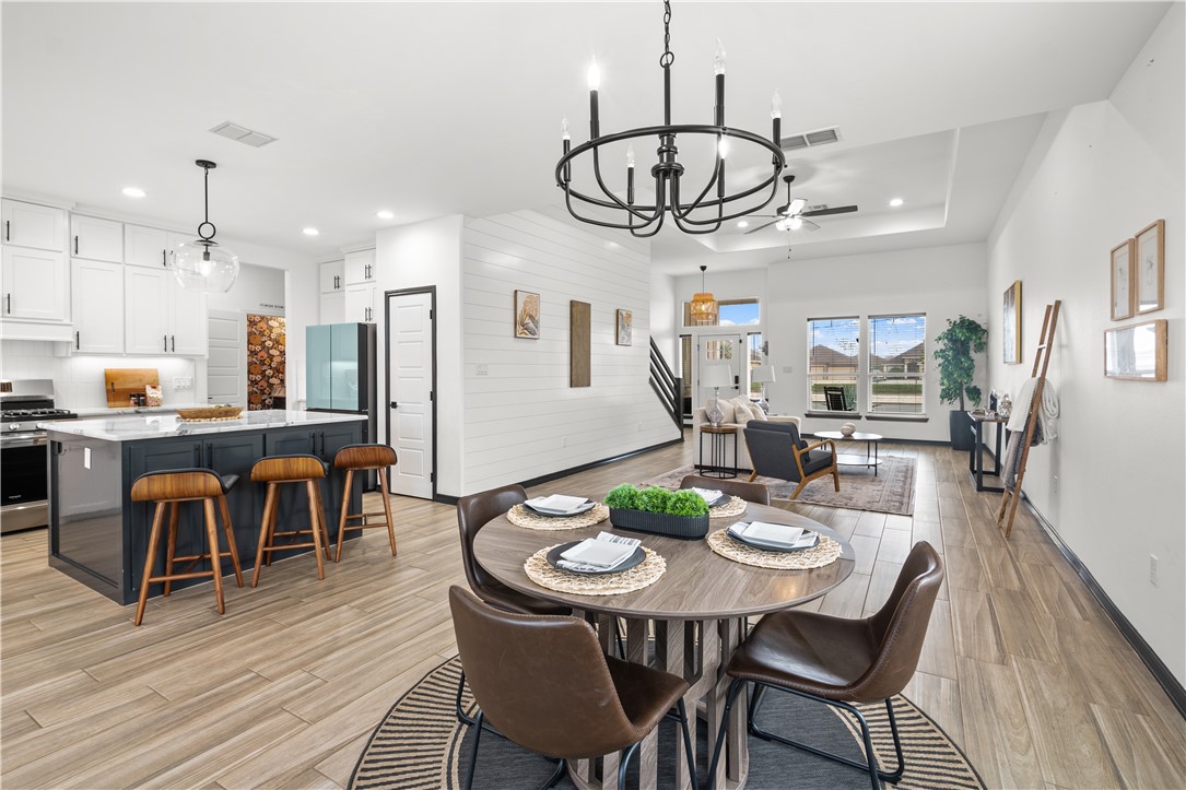 14221 Sea Pines Dr