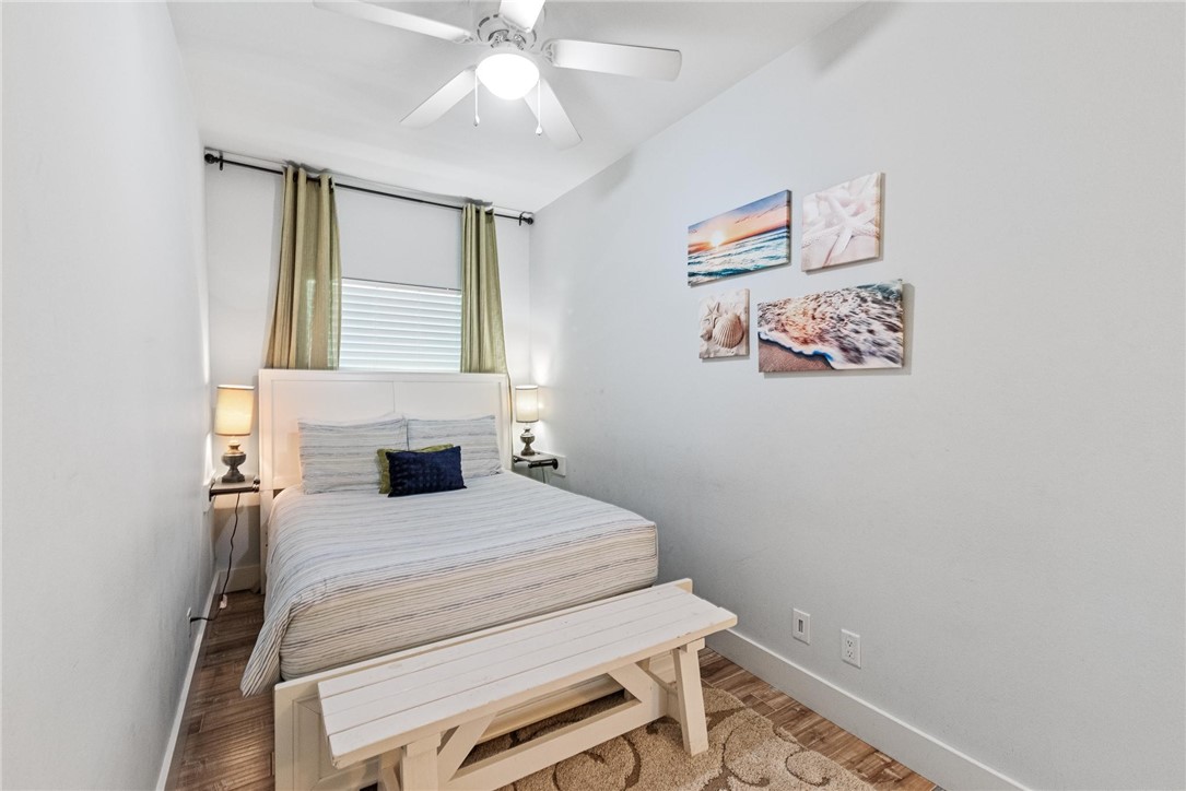 247 W Roberts Ave 11-D
