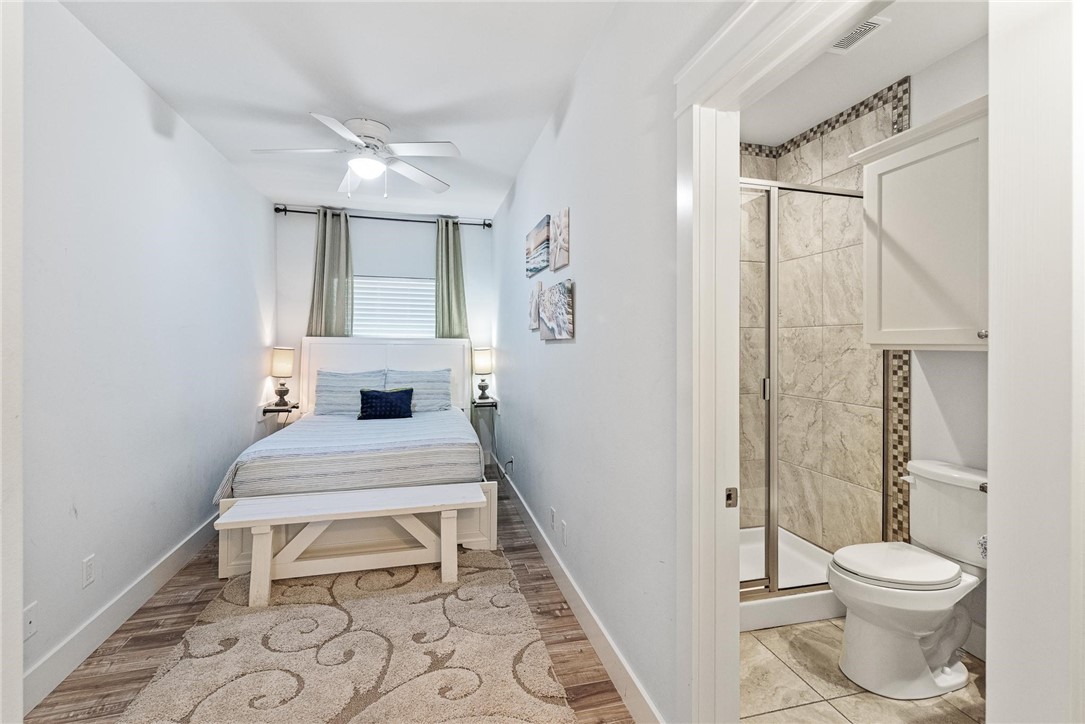 247 W Roberts Ave 11-D