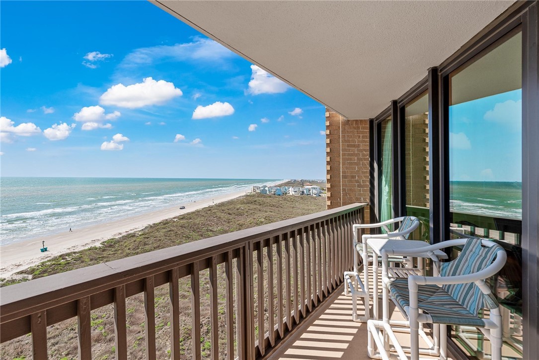 6745 Seacomber Dr 808