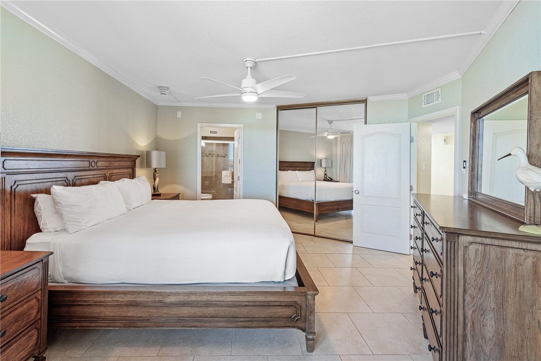 6745 Seacomber Dr 808