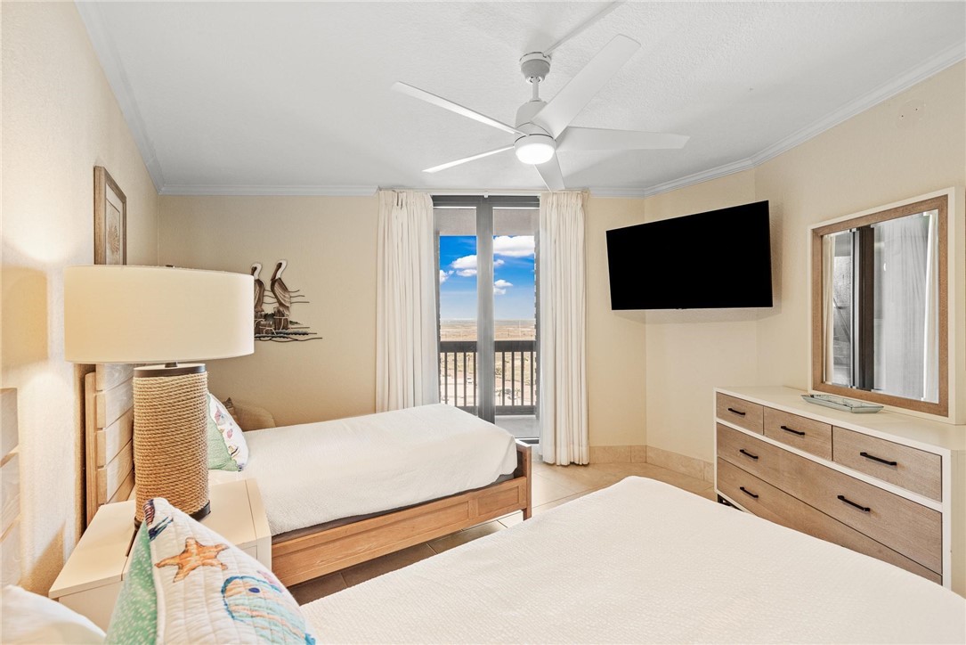6745 Seacomber Dr 808