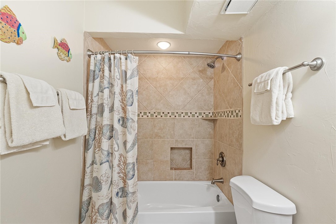 6745 Seacomber Dr 808