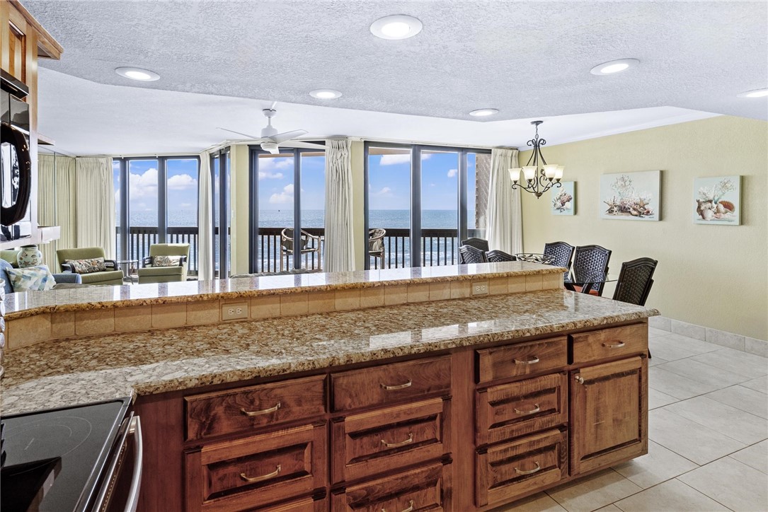6745 Seacomber Dr 808