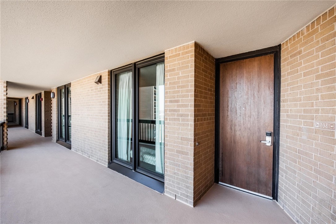 6745 Seacomber Dr 808