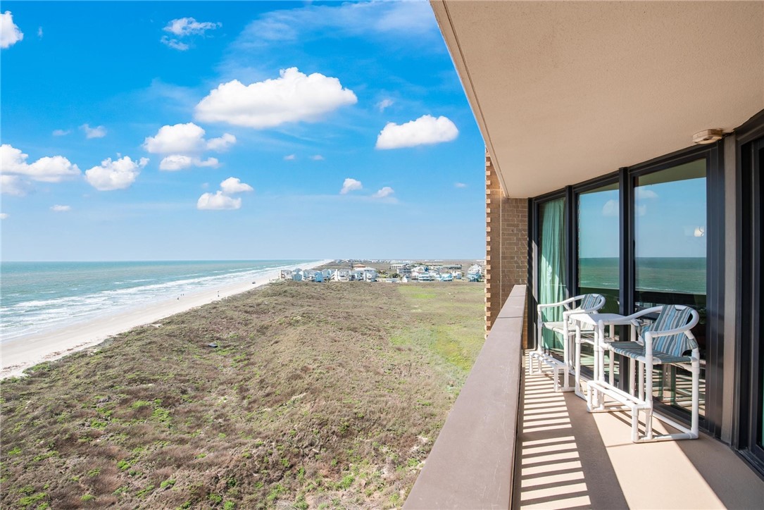 6745 Seacomber Dr 808