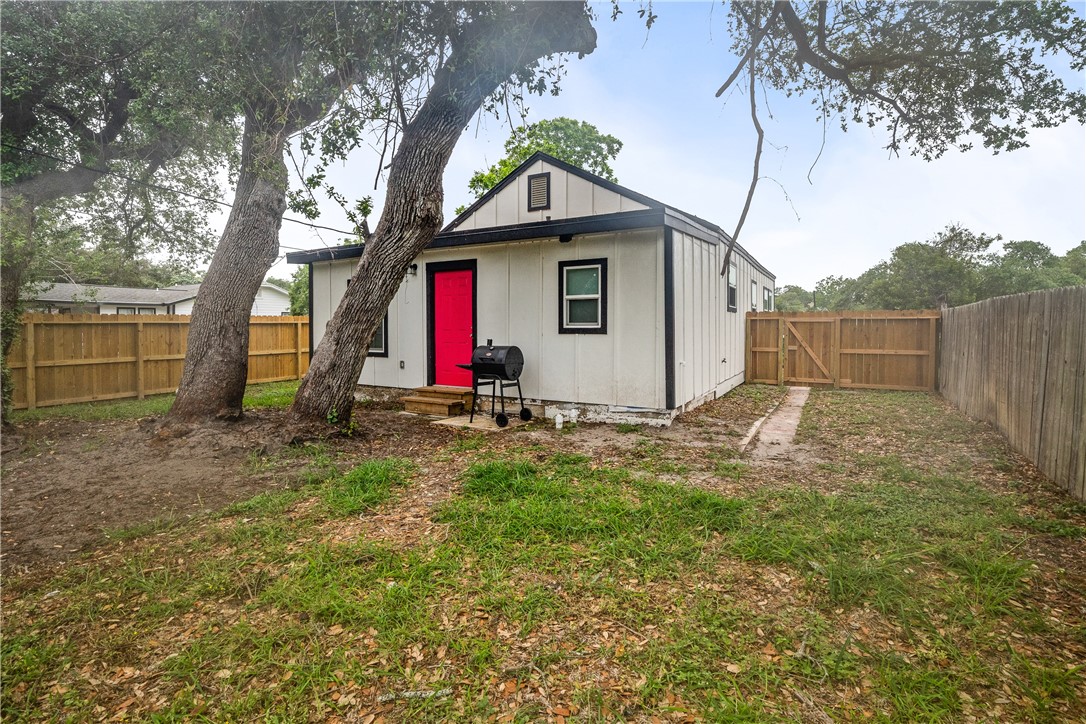 131 S Rife St