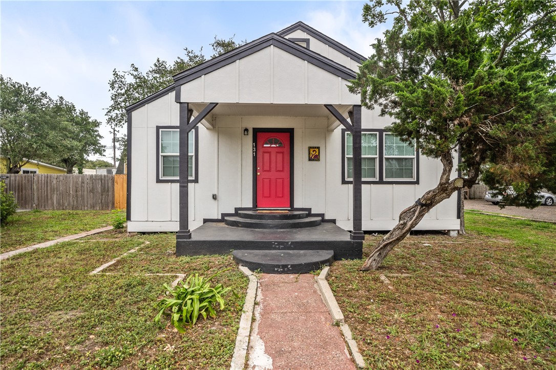 131 S Rife St