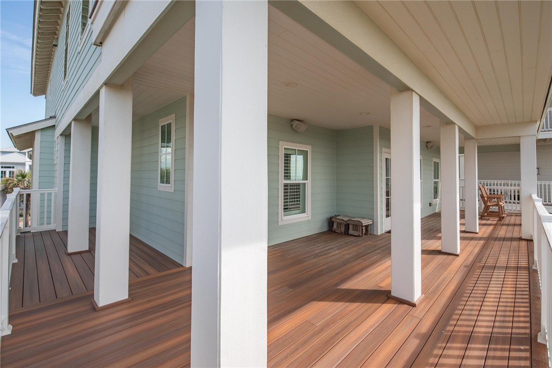 178 Seaside Dr