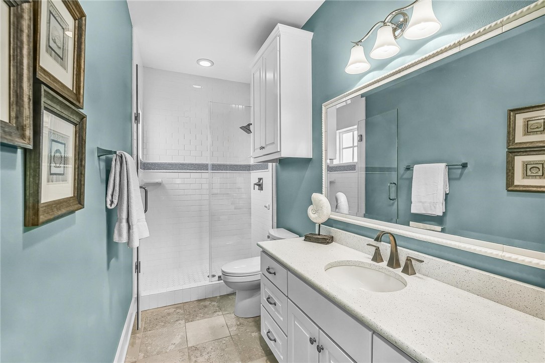 178 Seaside Dr